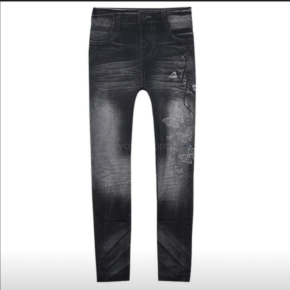 ✅ Denim leggings for sizes 6, 8, & 10 (Stretchy)
